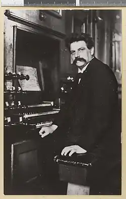 Albert Schweitzer à l'orgue