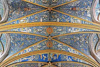 Les rinceaux de la Renaissance, comme ici à la cathédrale d'Albi, s'inspirent des enluminures médiévales mais aussi des grotesques de l'Antiquité romaine.