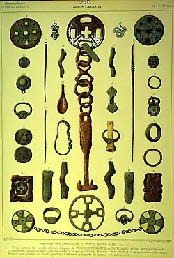 une tombe féminine,