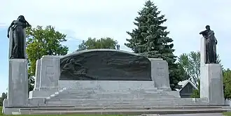 Bell Telephone Memorial (en), monument pour lequel Hahn a travaillé avec W.S. Allward