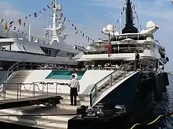 L'Alfa Nero vue de trois-quarts