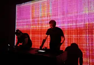 Description de cette image, également commentée ci-après