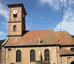 Face sud de l'église Saint-Léonard.