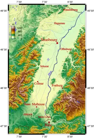 illustration couleur du relief du bassin rhénan entouré des Vosges et de la Forêt Noire. Les principales villes sont mentionnées.