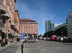 Place d'Alvik (1998).