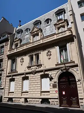 Vue de la mission diplomatique