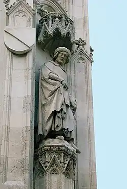 Statue de Bureau de La Rivière, premier chambellan du roi.