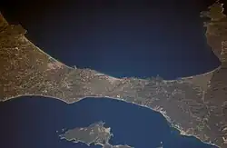 Le golfe de Ierissós (en haut)