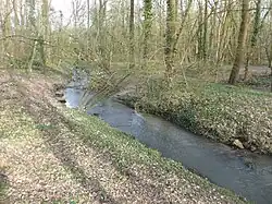 Entre la rue Allviger et la fontaine des Gobelins.