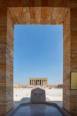 La tombe d'İsmet İnönü.