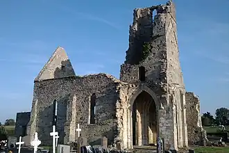 Ancienne église d'Auxais.