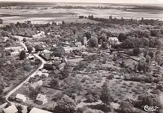 Vue aérienne du village de Bouillancourt-en-Séry - début XXe.