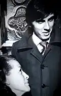Le collectionneur Piero Gondolo della Riva et Andrée Jules-Verne à Amiens 1970