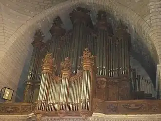 Cathédrale Saint-Pierre d'Angoulême, grand orgue.