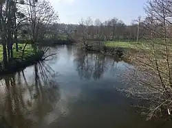 La rivière Anglin en direction de Prissac en 2017.