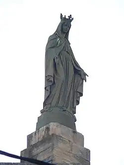Statue de la Vierge.
