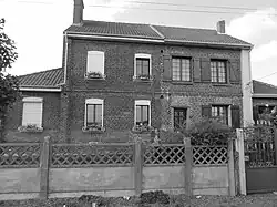 Des habitations d'ingénieurs.
