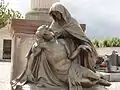 Pietà de la croix du cimetière.