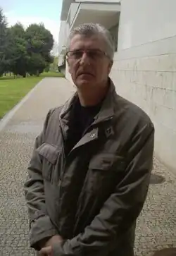 Description de cette image, également commentée ci-après