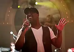 Description de l'image Antwaun Stanley-at-crystal-ballroom-may-26-2017.jpg.