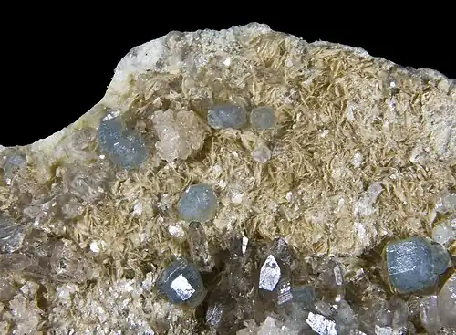 Apatite - Nantes (France).