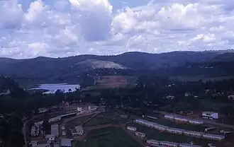 Lac municipal de Dschang et l'aéroport au sud du lac