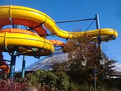 Boa hydrotube (jaune) et Boa blacktube (orange).