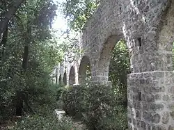 Aqueduc de l'arboretum de Trsteno.