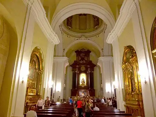 Intérieur de l'église de Alpajés