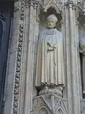 Statue d'archevêque du portail nord, attribuée à Arnaud IV de Canteloup