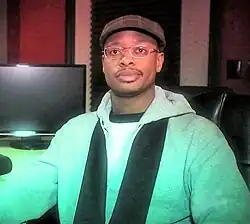 Description de l'image Arjay_Smith_on_Studio_APA.jpg.