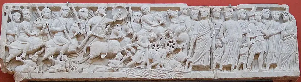 Sarcophage du passage de la mer Rouge d'Arles, (fin du IVe siècle) - Musée de l'Arles antique, Arles.