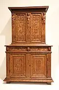 Armoire à deux corps - Deuxième tiers du XVIe&nbsp;siècle.