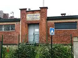 Bâtiment d'arrivée de l'aqueduc à Saint-Cloud.