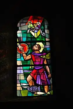 La main tendue à Pierre marchant sur l'eau.