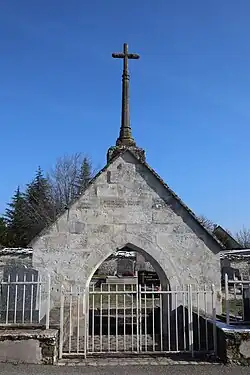 Arcade-portiqe du cimetière.