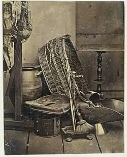 Nature morte avec une épée, un sac, un tisonnier, un balai, vers 1854