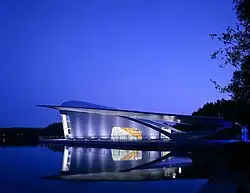 Le pavillon d'exposition HydraPier aux Floriades 2002 d'Amsterdam.