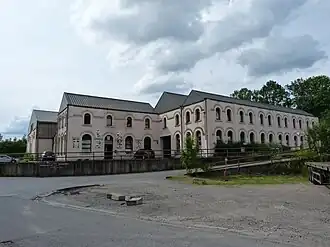 Les deux musées, Rue du Terminal, dans les anciens bâtiments de l'usine