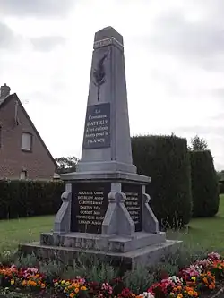Monument aux morts.