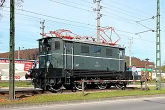 Description de l'image Attnang - Denkmallokomotive ÖBB 1045.12.JPG.