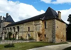 Le bâtiment oriental (dépendances et pavillon sud-est).