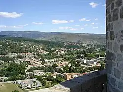 La vallée de l'Ardèche vue des remparts d'Aubenas.