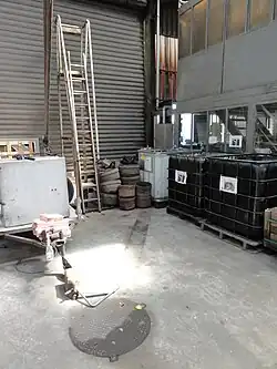 La tête de puits matérialisée no&nbsp;8 et son exutoire de grisou.