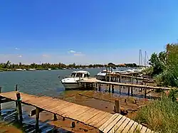 L'Aude près de son embouchure à Fleury