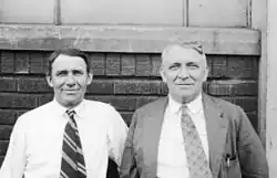 logo de Duesenberg (automobile)