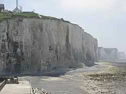La plage au pied des falaises d'Ault.