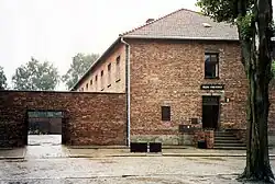 Mur de la mort entre les blocks 10 et 11