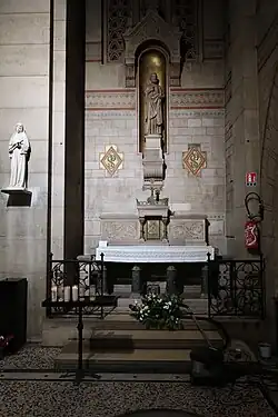 Chapelle absidiale Saint Pierre.
