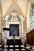 L'autel et le retable secondaire nord.